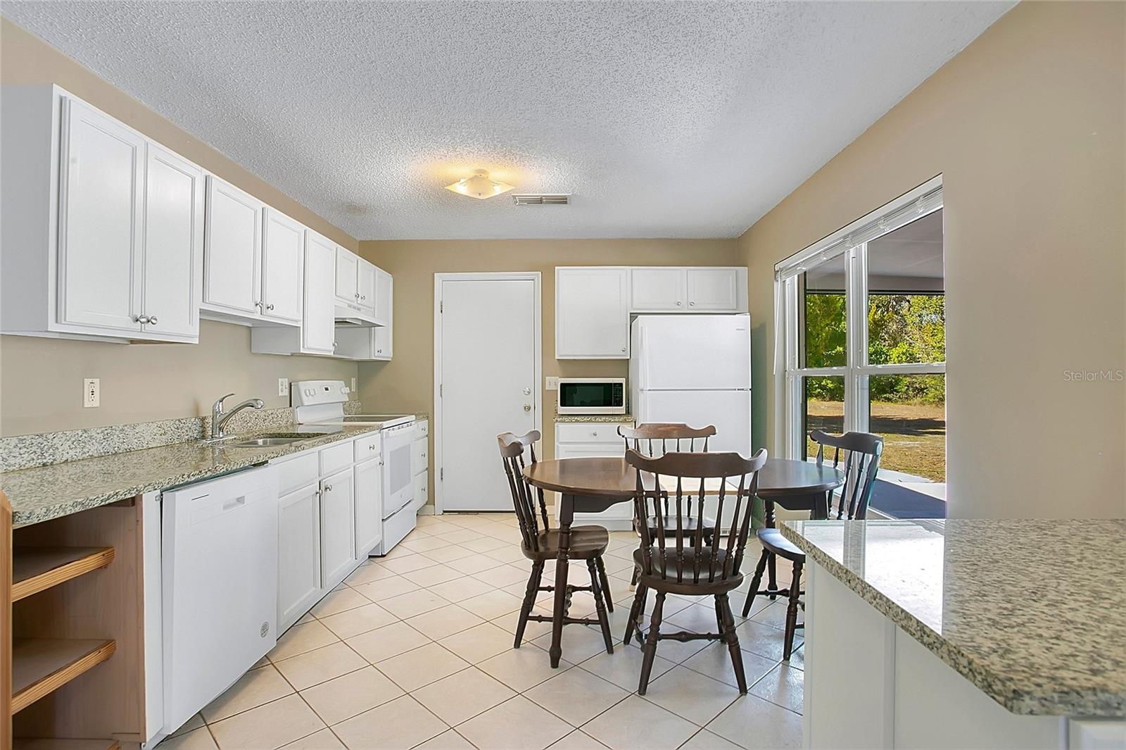 Image 7 of 35 For 265 Myrtle Street