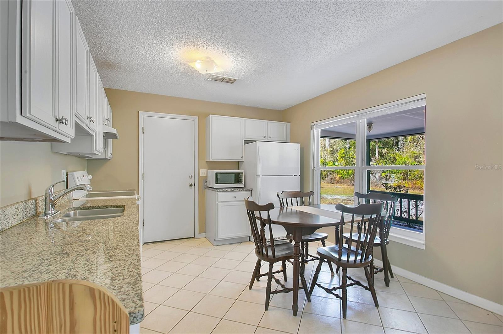 Image 8 of 35 For 265 Myrtle Street