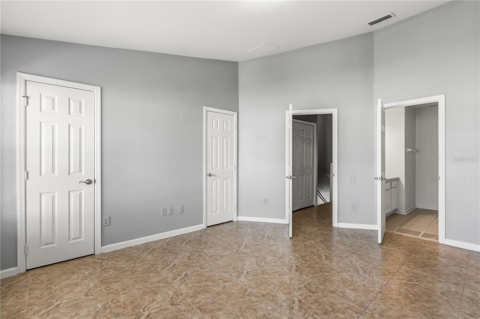 Image 12 of 32 For 1450 Stockton Drive