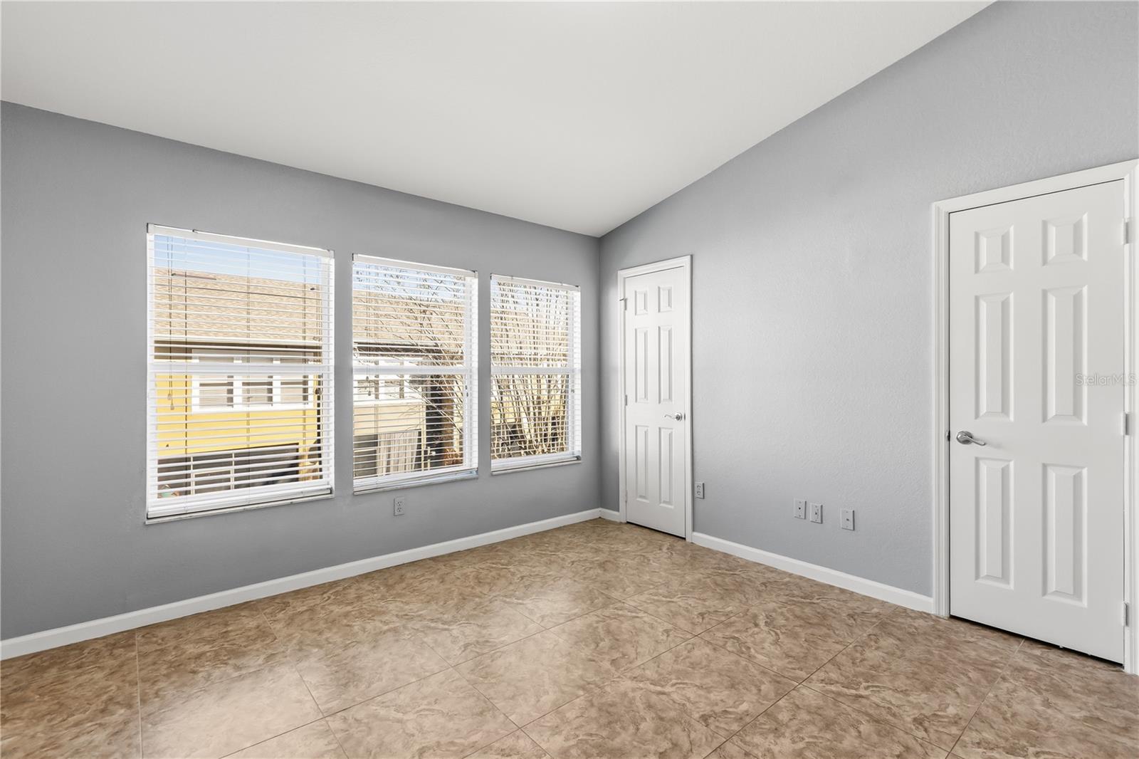 Image 13 of 32 For 1450 Stockton Drive