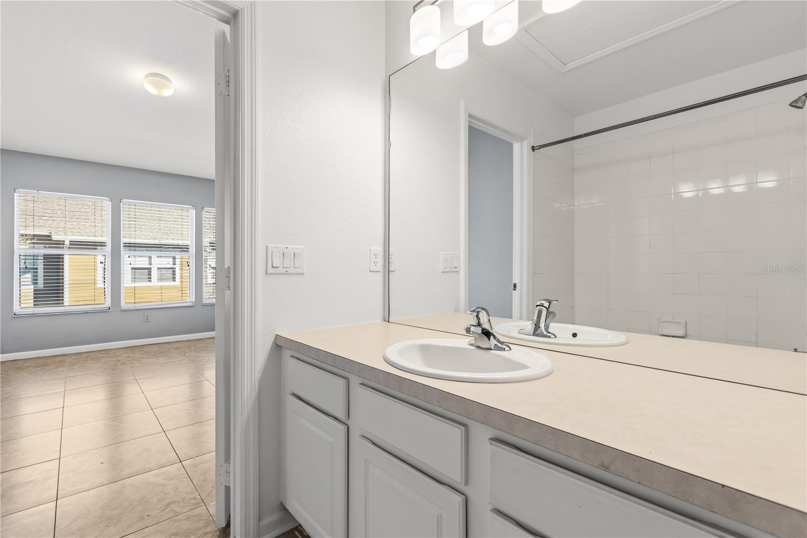 Image 14 of 32 For 1450 Stockton Drive