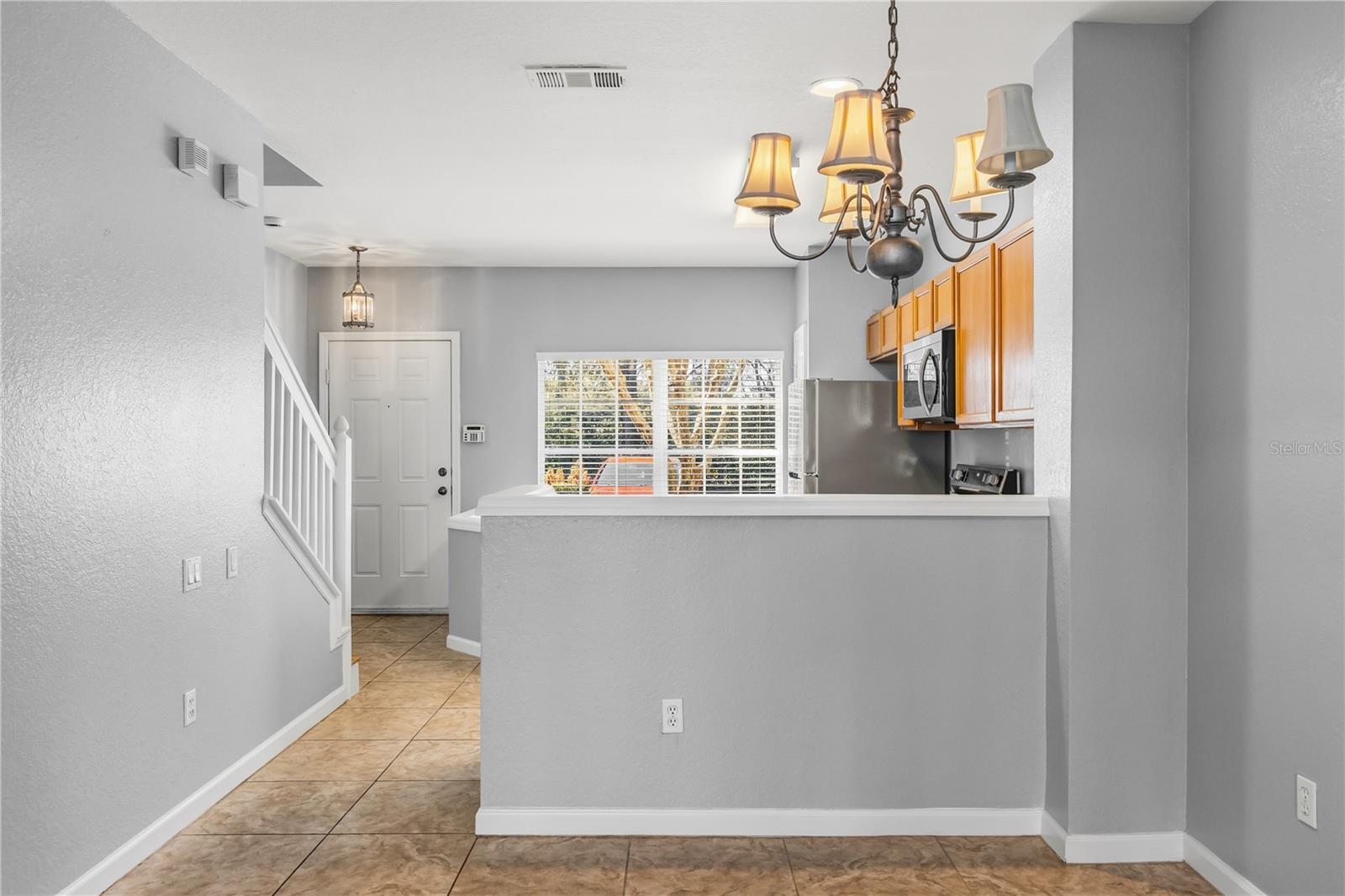 Image 7 of 32 For 1450 Stockton Drive