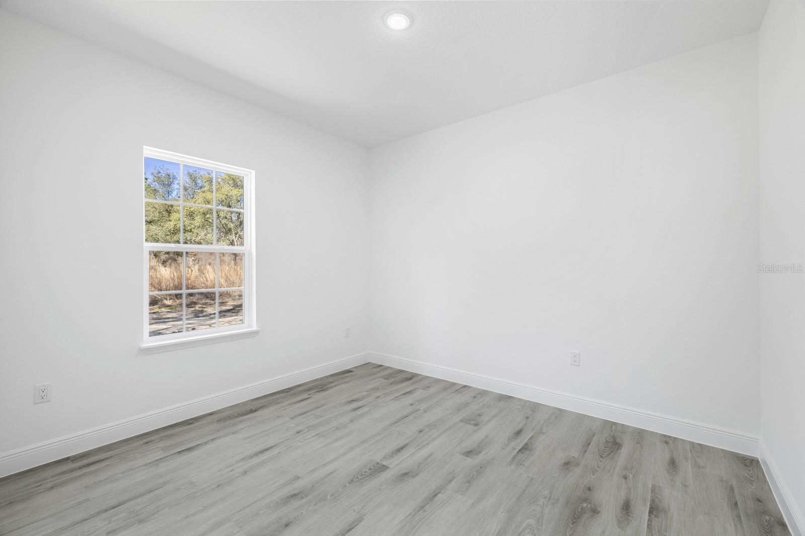 Image 5 of 7 For 144 Ruska Place