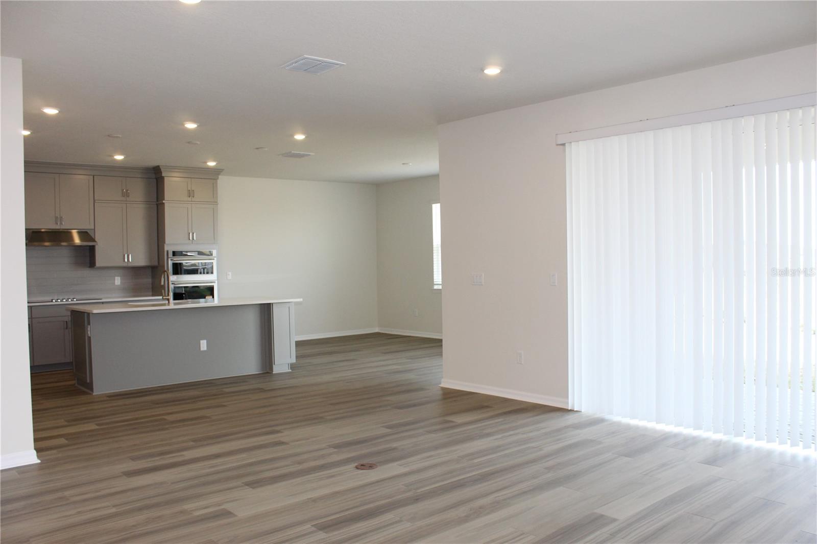 Image 10 of 78 For 10117 Hadley Street