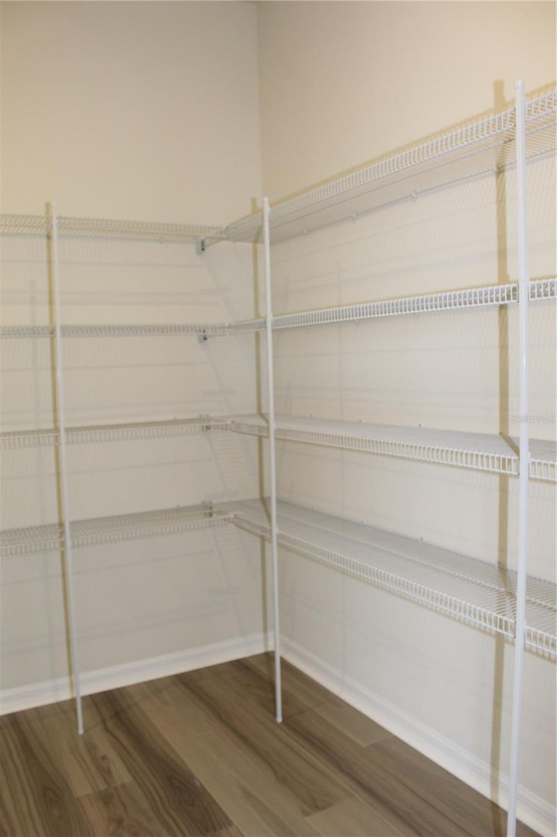 Image 18 of 78 For 10117 Hadley Street