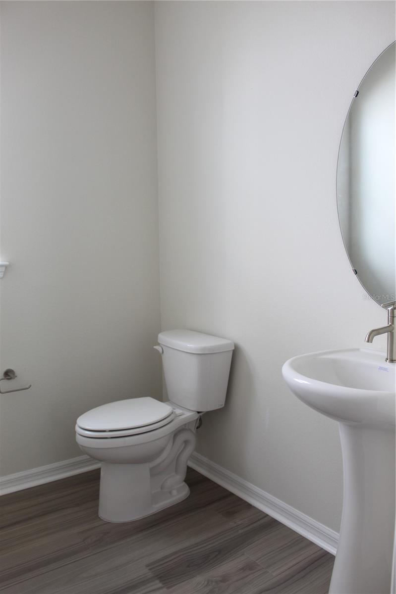 Image 27 of 78 For 10117 Hadley Street