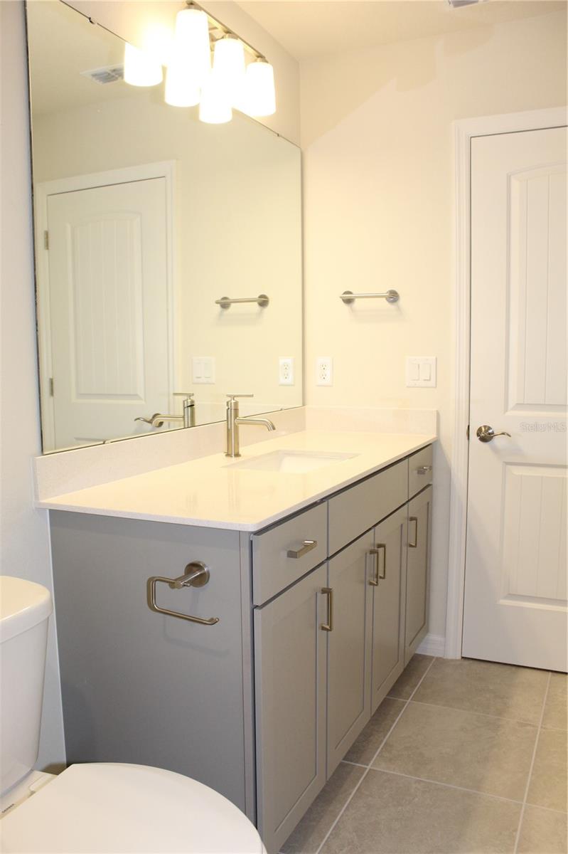 Image 45 of 78 For 10117 Hadley Street