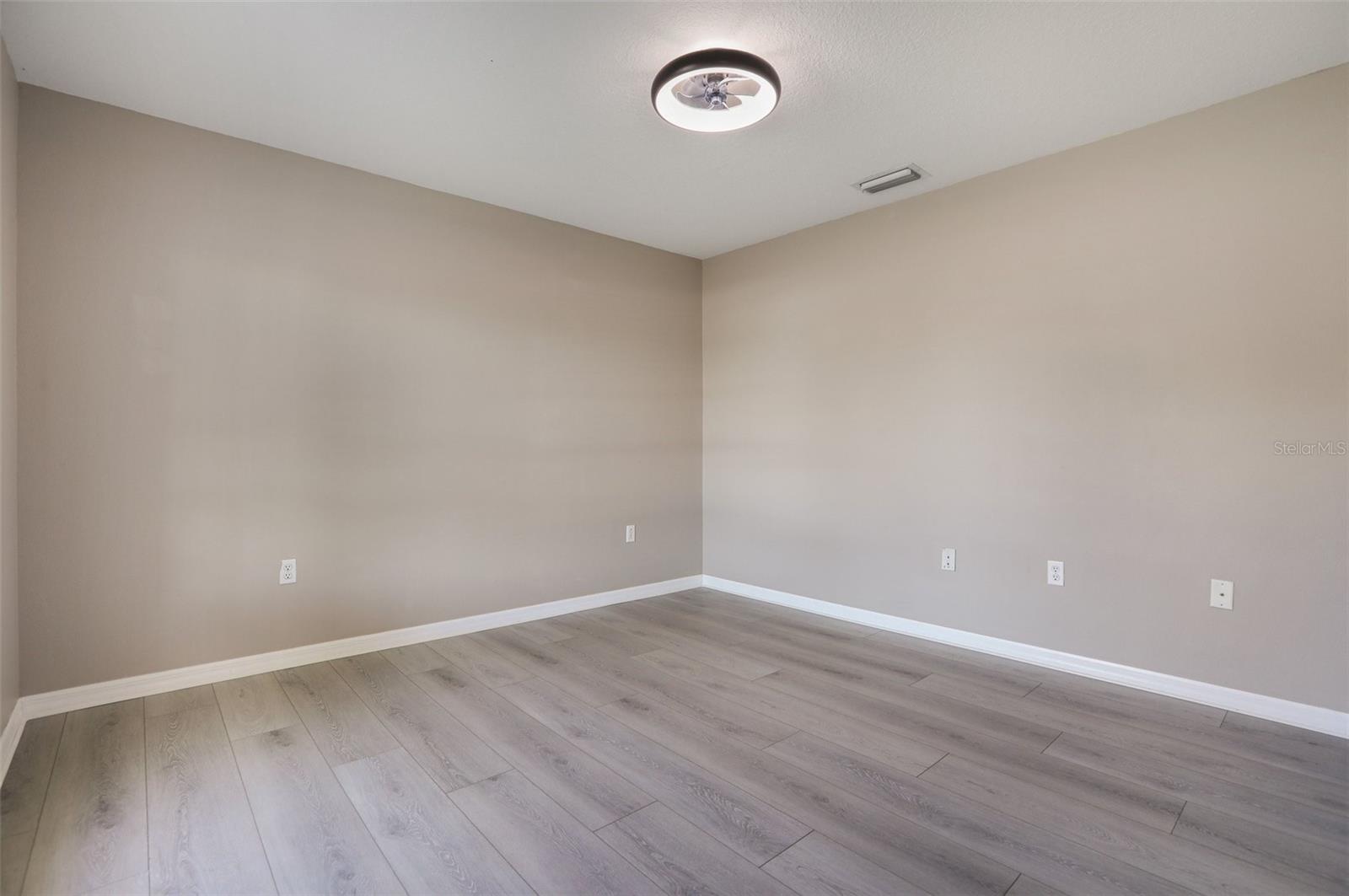 Image 20 of 23 For 4810 Bookelia Circle