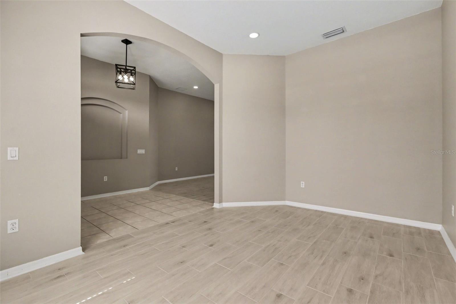 Image 5 of 23 For 4810 Bookelia Circle