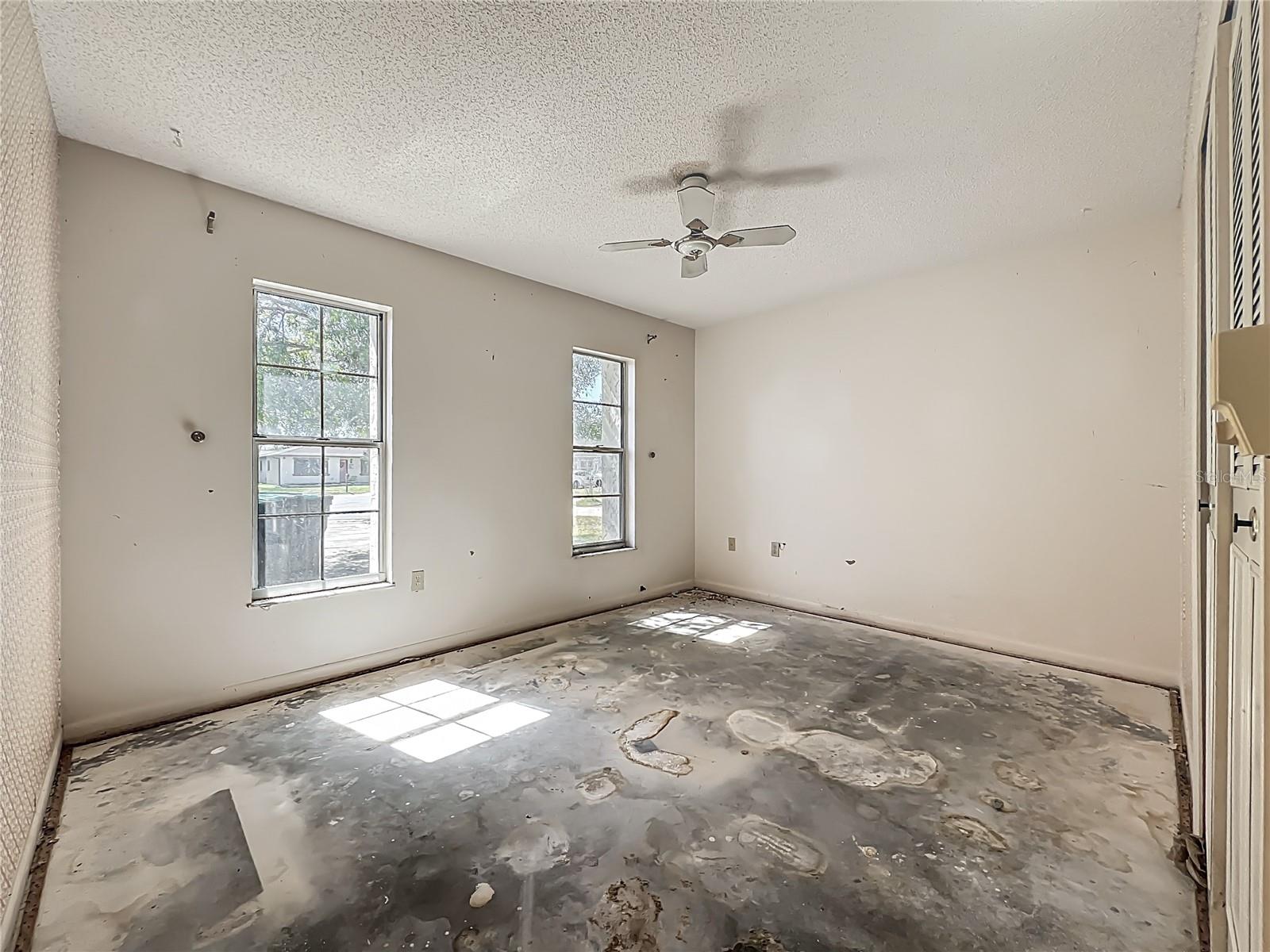 Image 27 of 54 For 7623 Dione Court