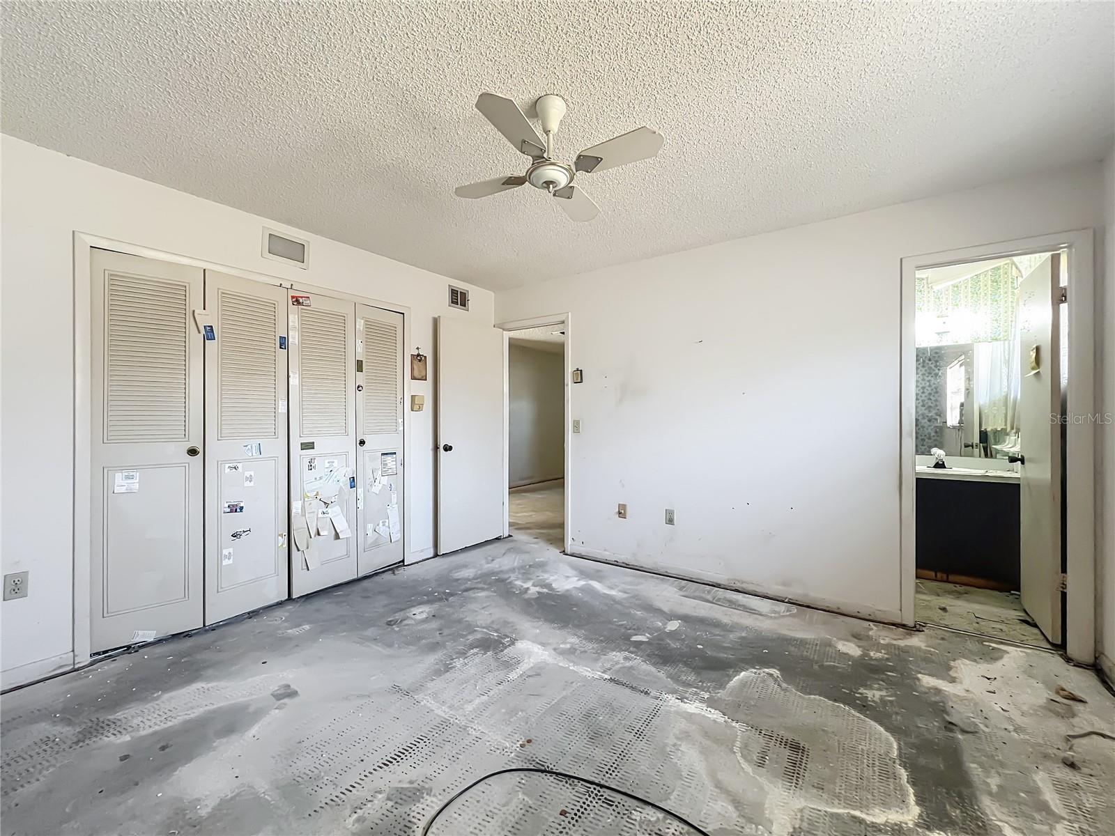 Image 36 of 54 For 7623 Dione Court