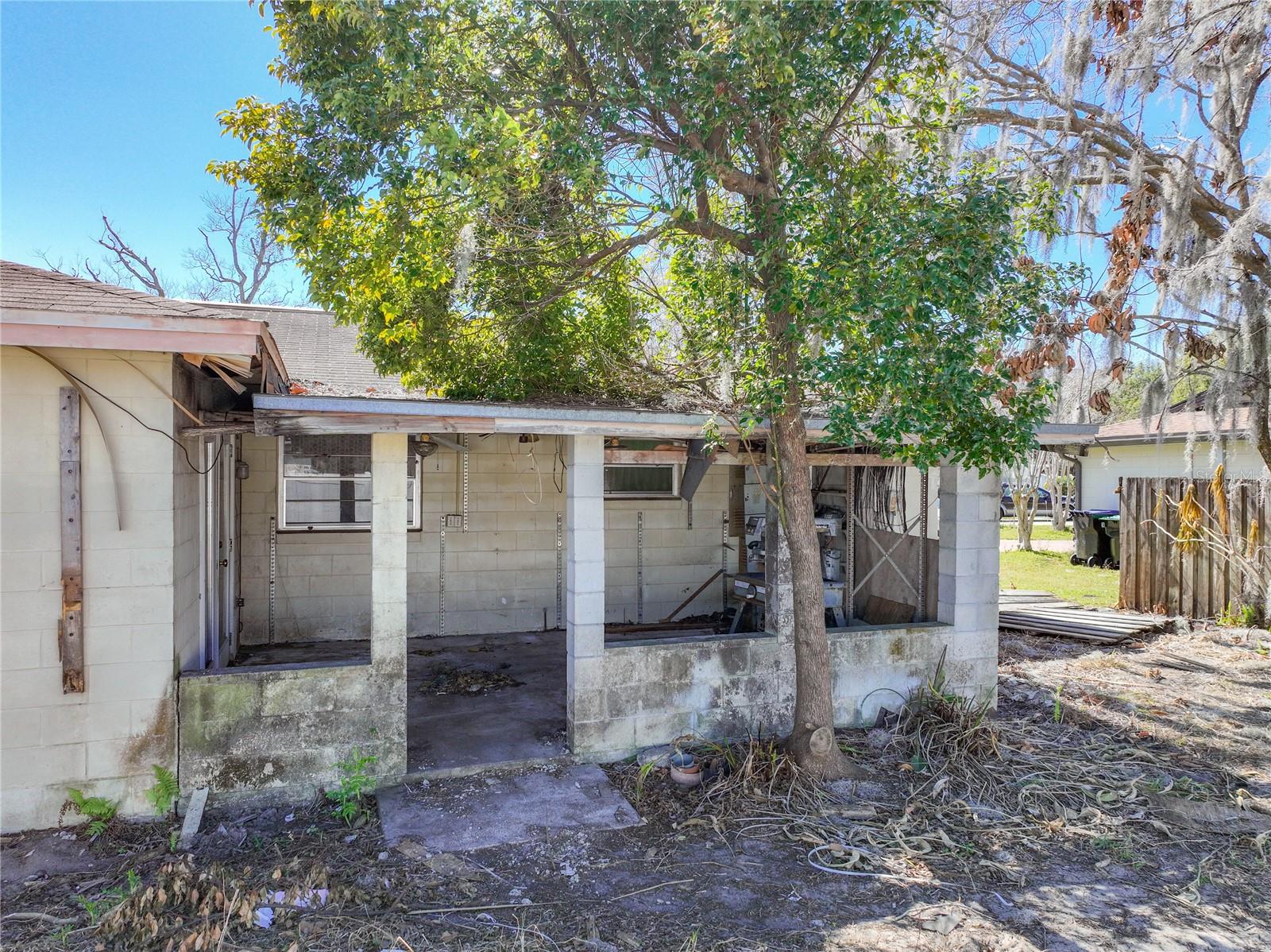 Image 48 of 54 For 7623 Dione Court