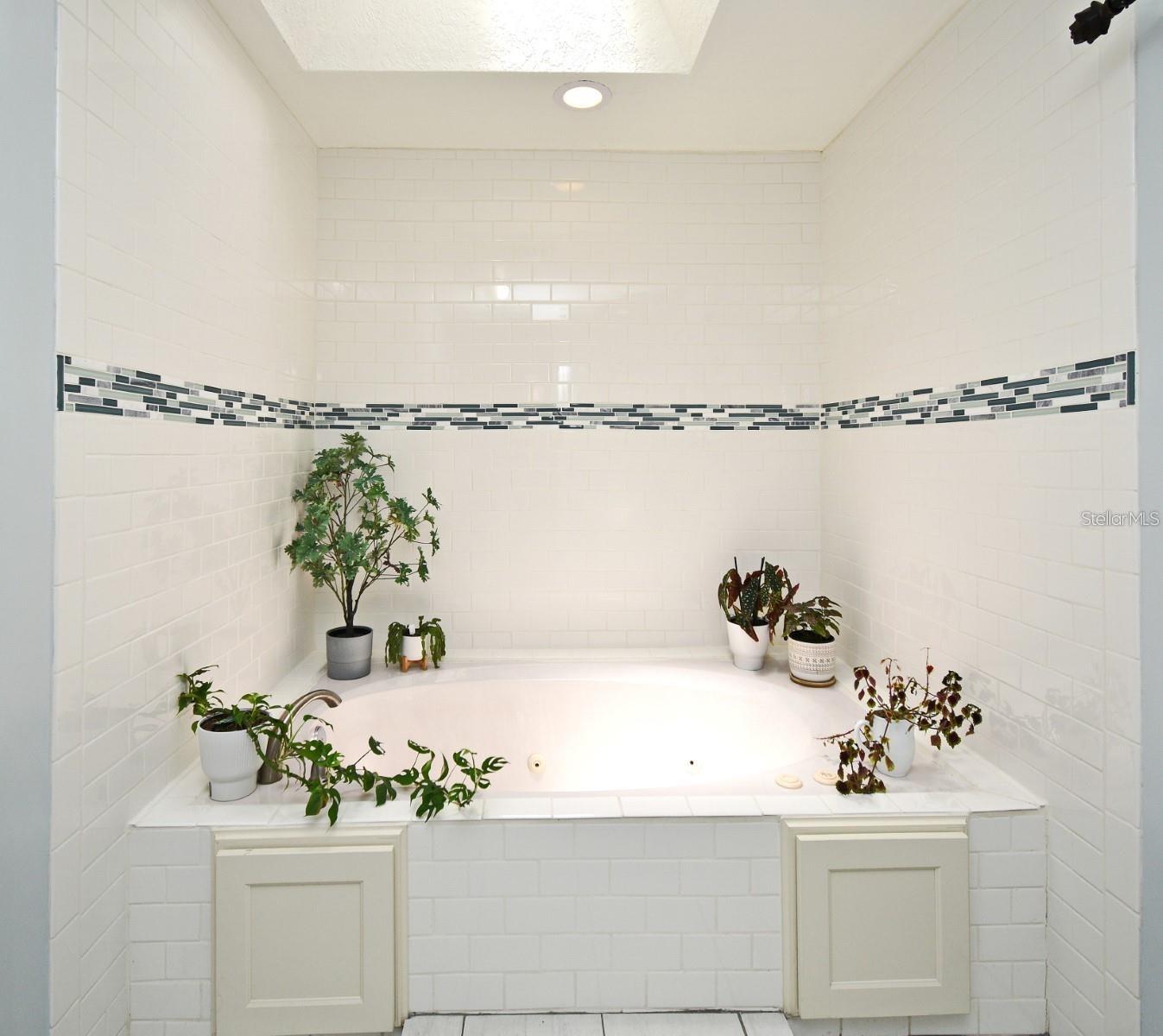 Image 23 of 36 For 26 Canter Club Court