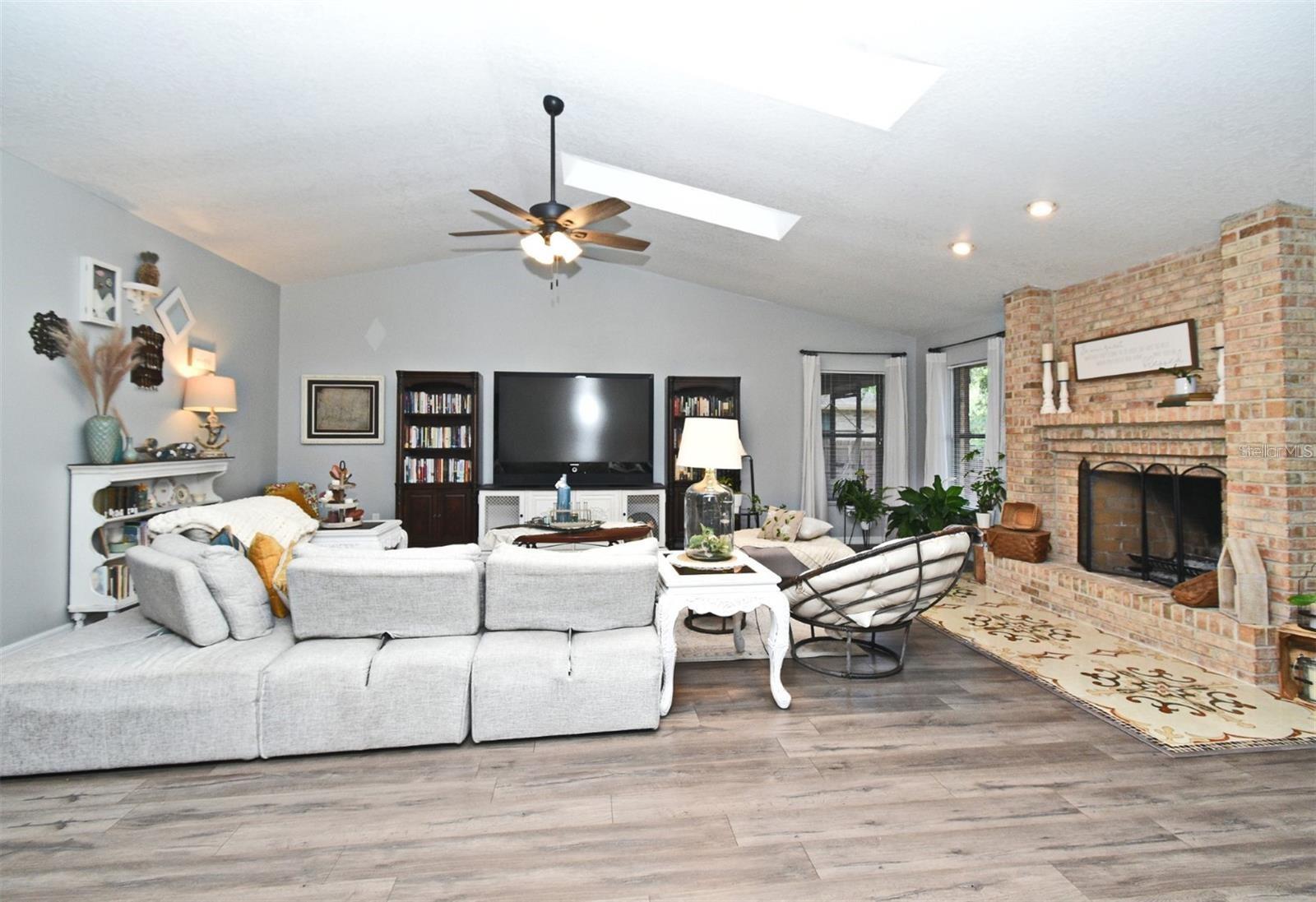 Image 6 of 36 For 26 Canter Club Court