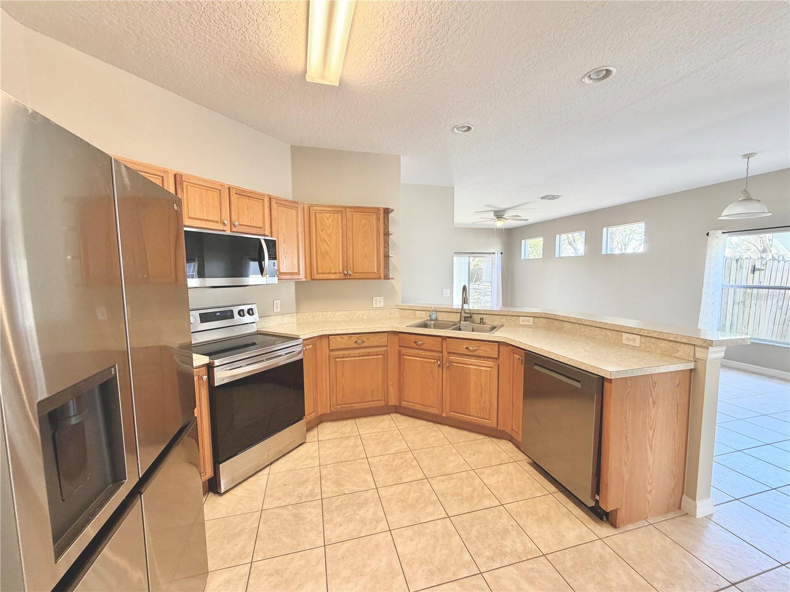 Image 2 of 30 For 1044 Longville Circle