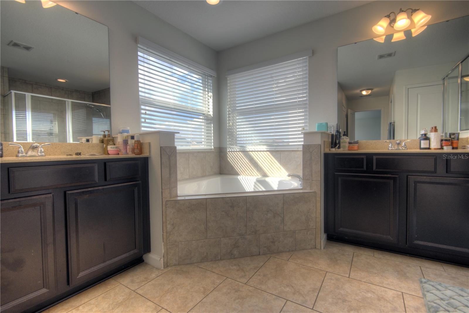 Image 13 of 34 For 1706 Leatherback Lane