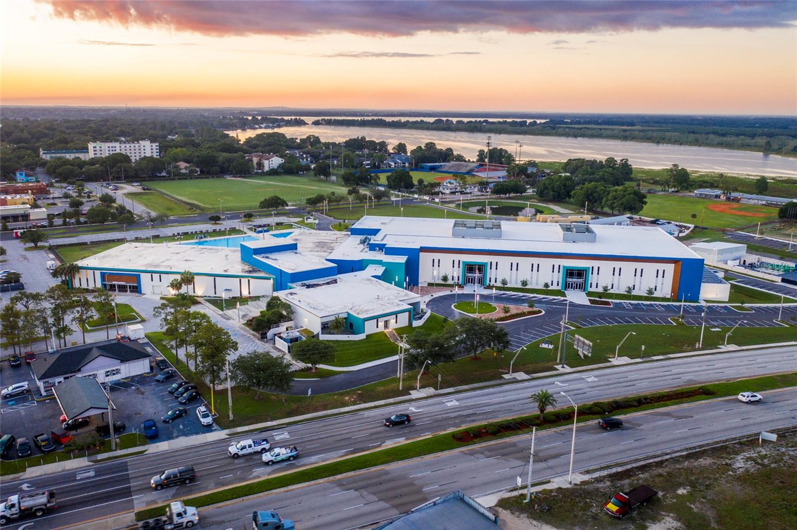 Image 23 of 24 For 113 Avenue C Se