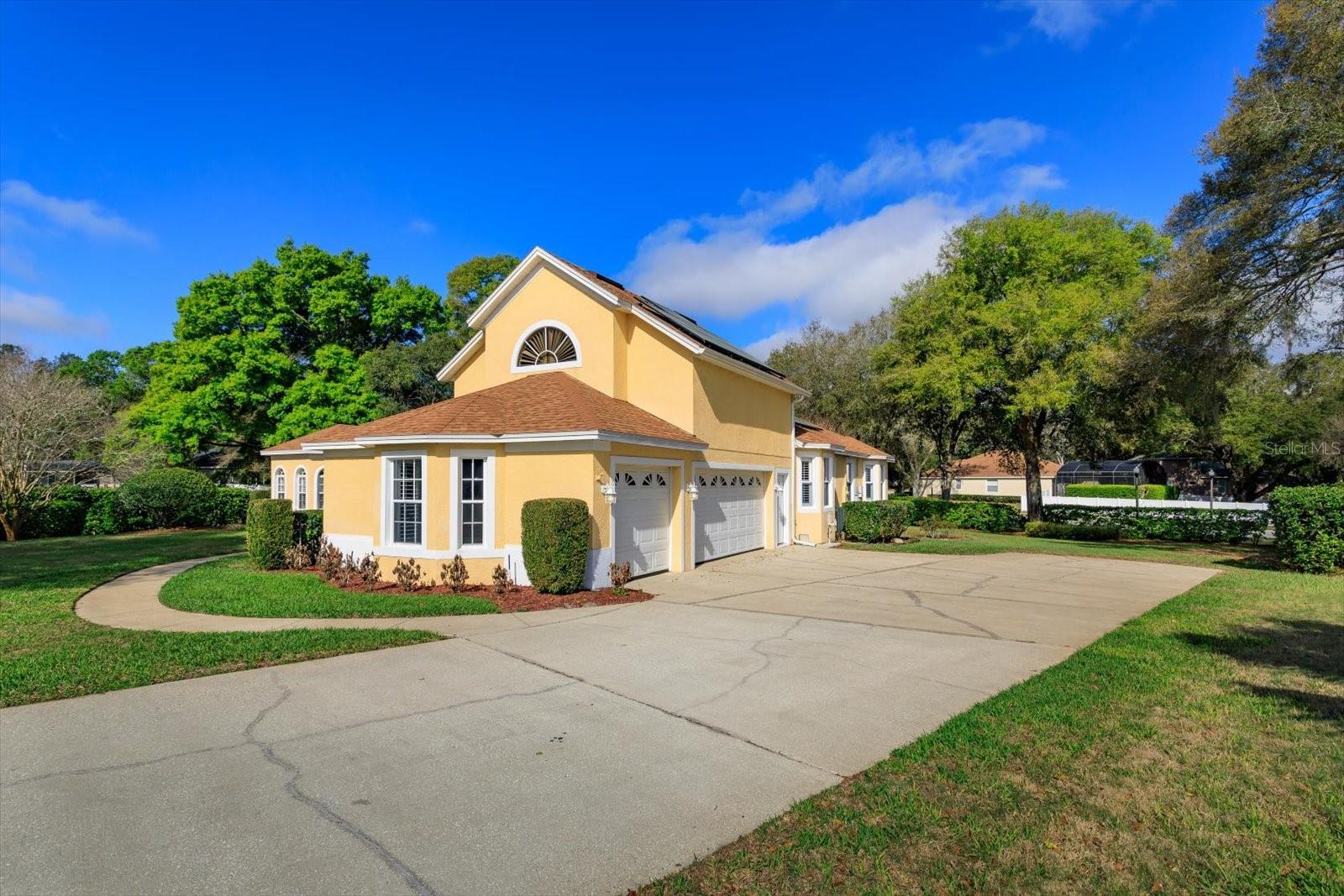 Image 3 of 43 For 3712 Clydebank Court