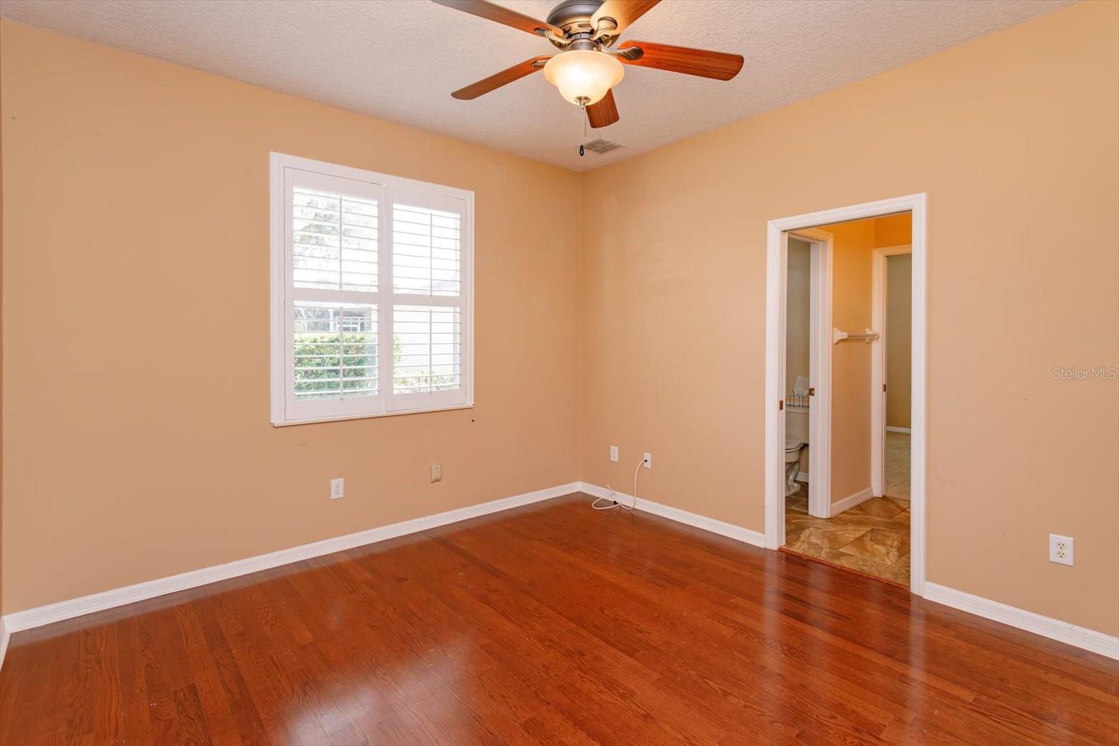 Image 30 of 43 For 3712 Clydebank Court