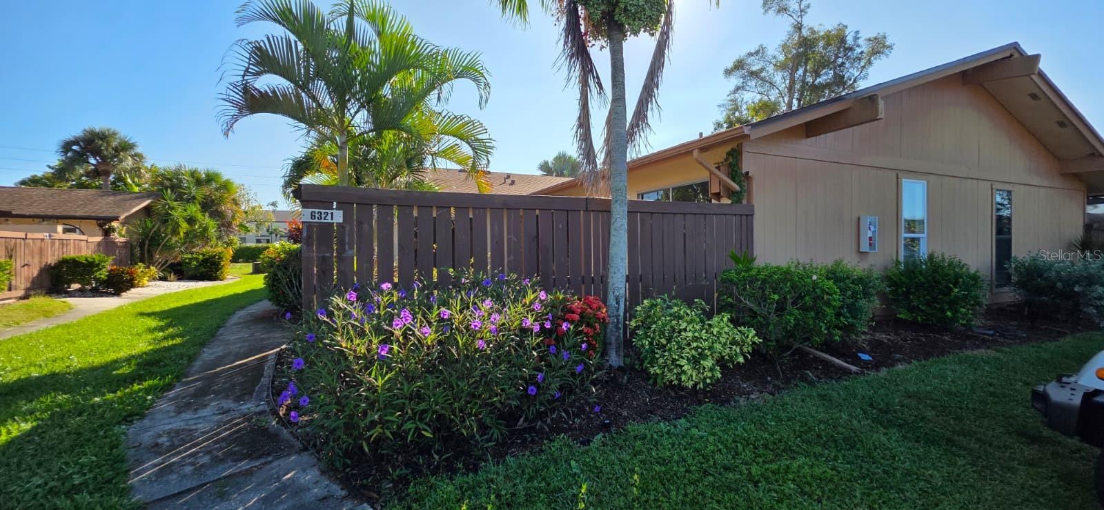 Details for 6321 Royal Woods Drive, FORT MYERS, FL 33908