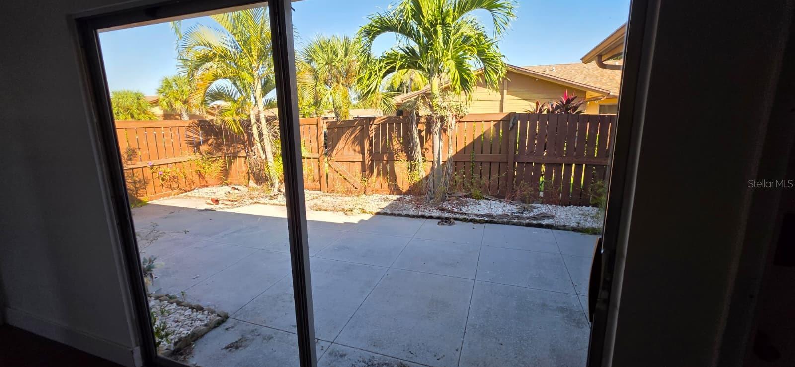 Image 13 of 18 For 6321 Royal Woods Drive