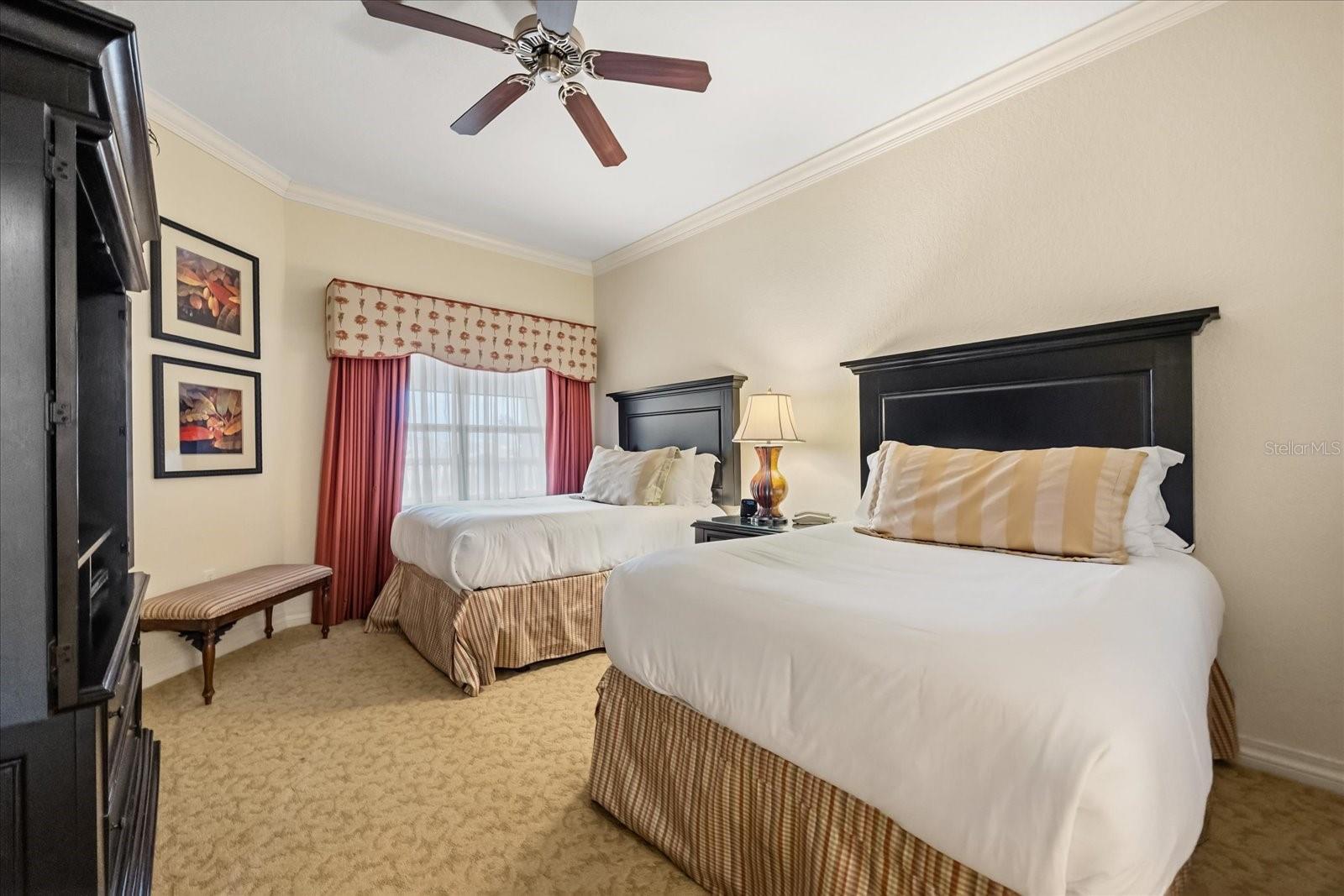 Image 13 of 33 For 1114 Sunset View Circle 402