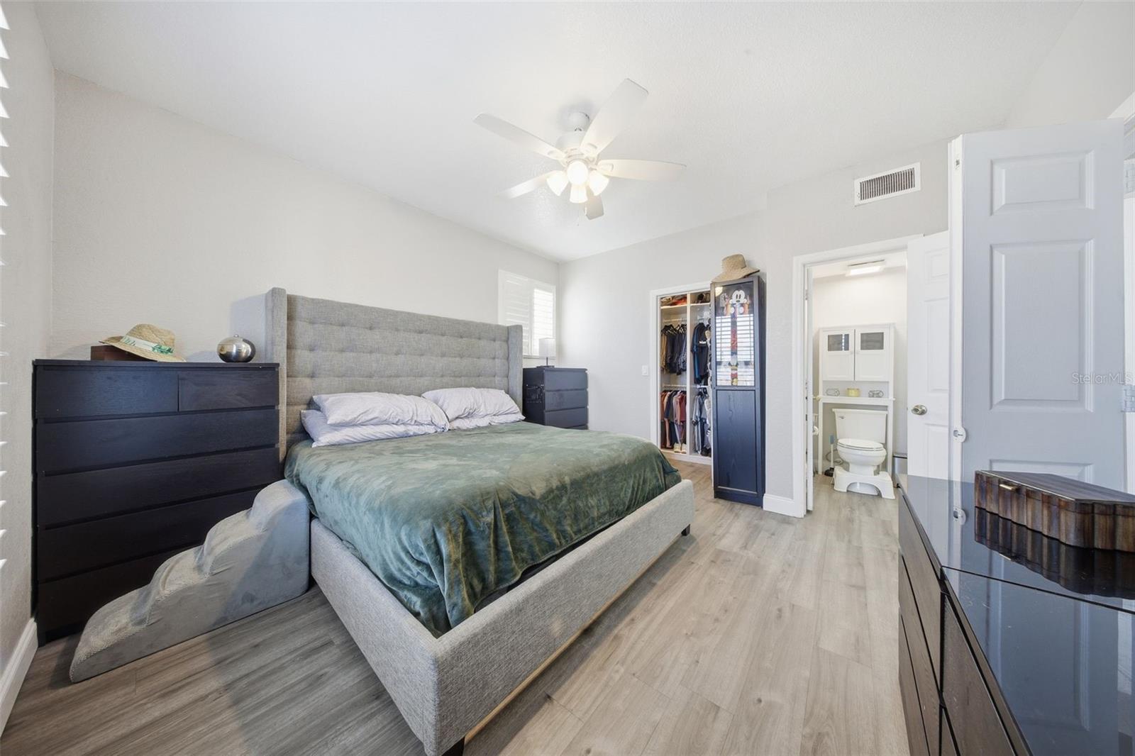 Image 15 of 28 For 3702 Palm Desert Lane 5421