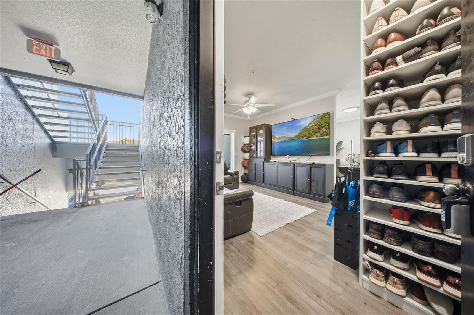 Image 4 of 28 For 3702 Palm Desert Lane 5421