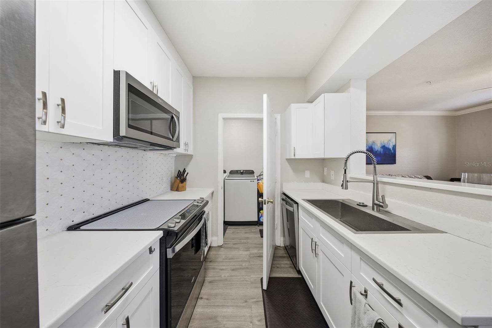 Image 9 of 28 For 3702 Palm Desert Lane 5421