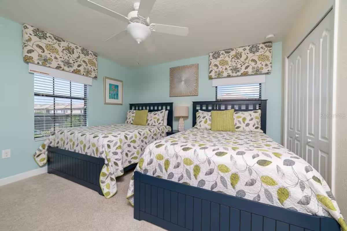 Image 28 of 71 For 9043 Shadow Mountain Street