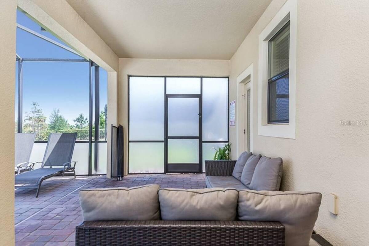 Image 32 of 71 For 9043 Shadow Mountain Street