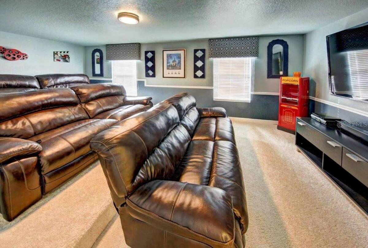 Image 36 of 71 For 9043 Shadow Mountain Street