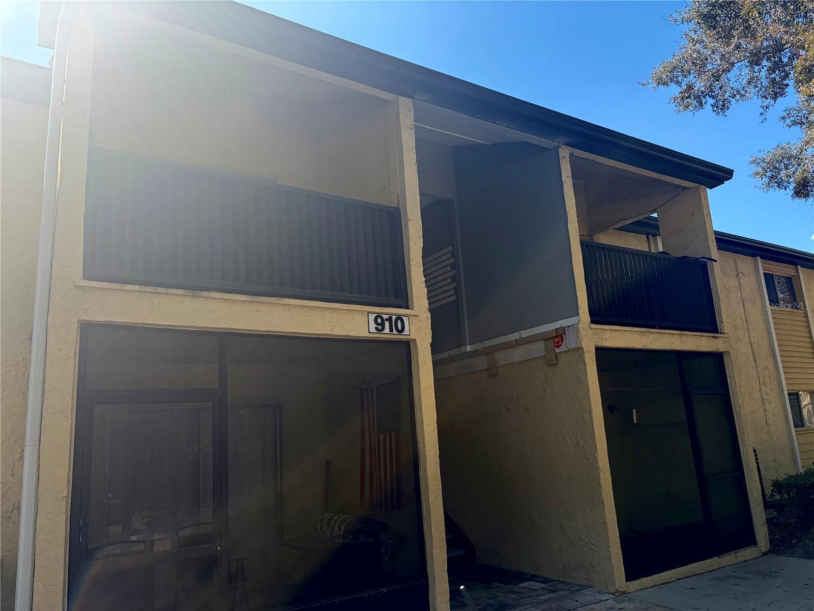 Image 2 of 27 For 910 Lake Destiny Road B