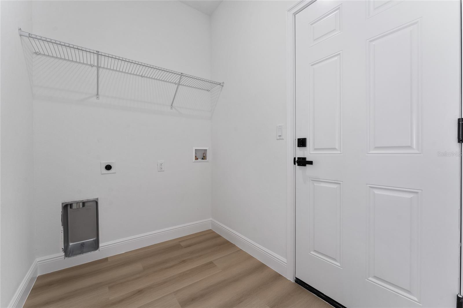 Image 25 of 36 For 9312 Akola Way