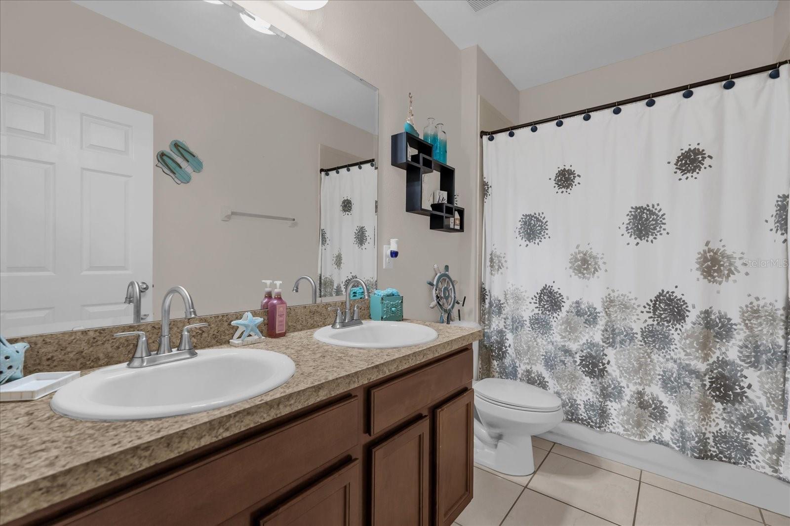 Image 20 of 33 For 4758 Rockvale Drive