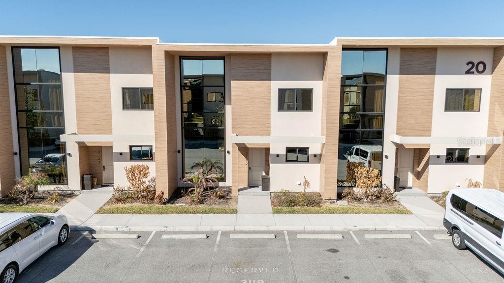 Image 2 of 57 For 3119 Rockefeller Way