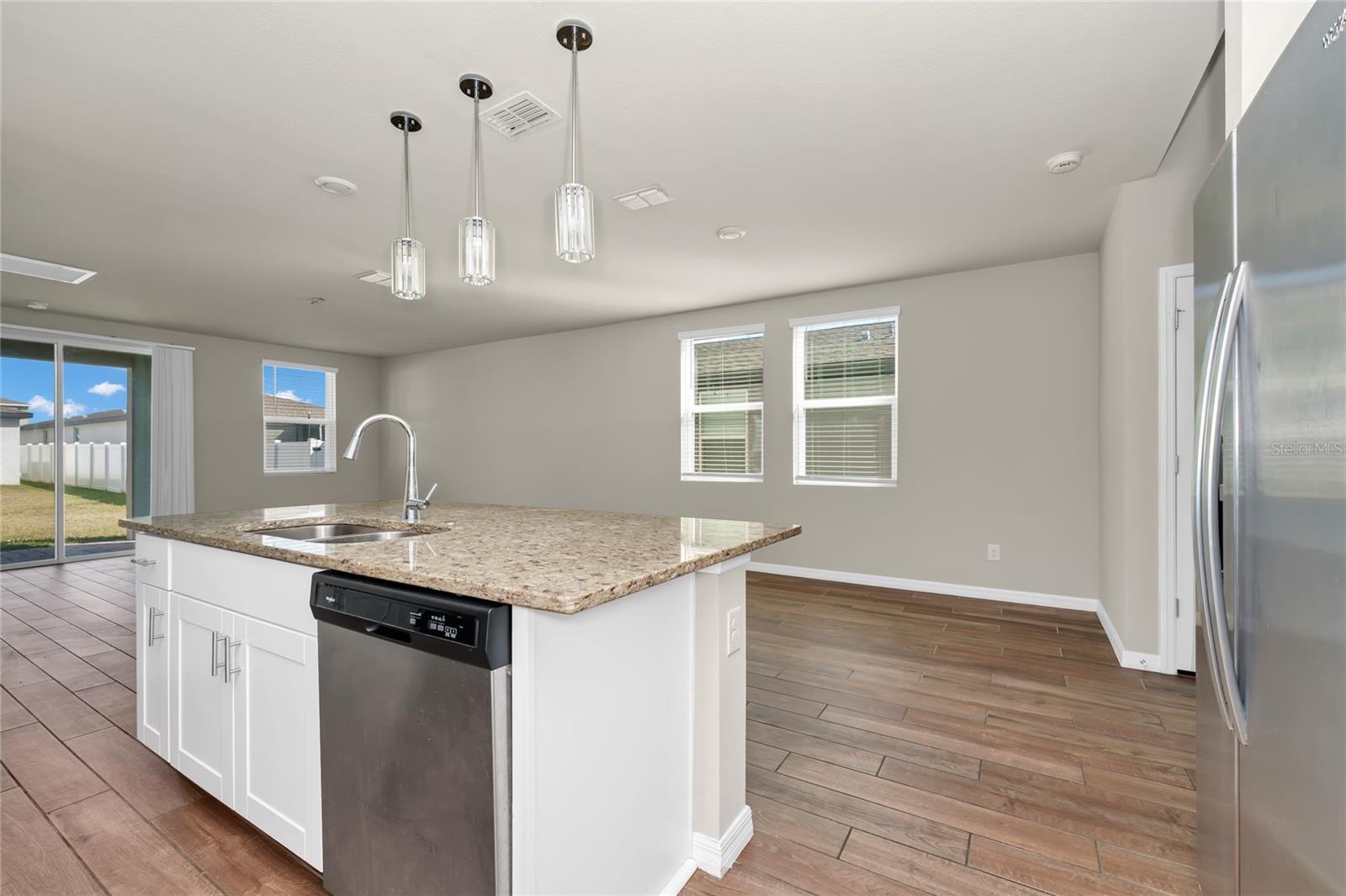 Image 11 of 46 For 3817 Shoveler Avenue