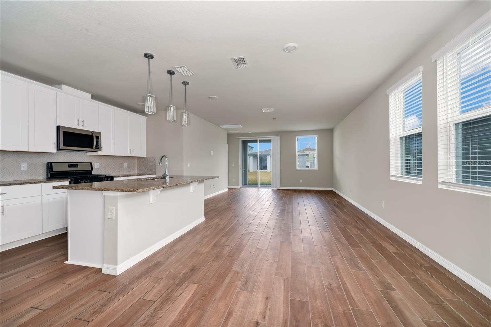 Image 2 of 46 For 3817 Shoveler Avenue