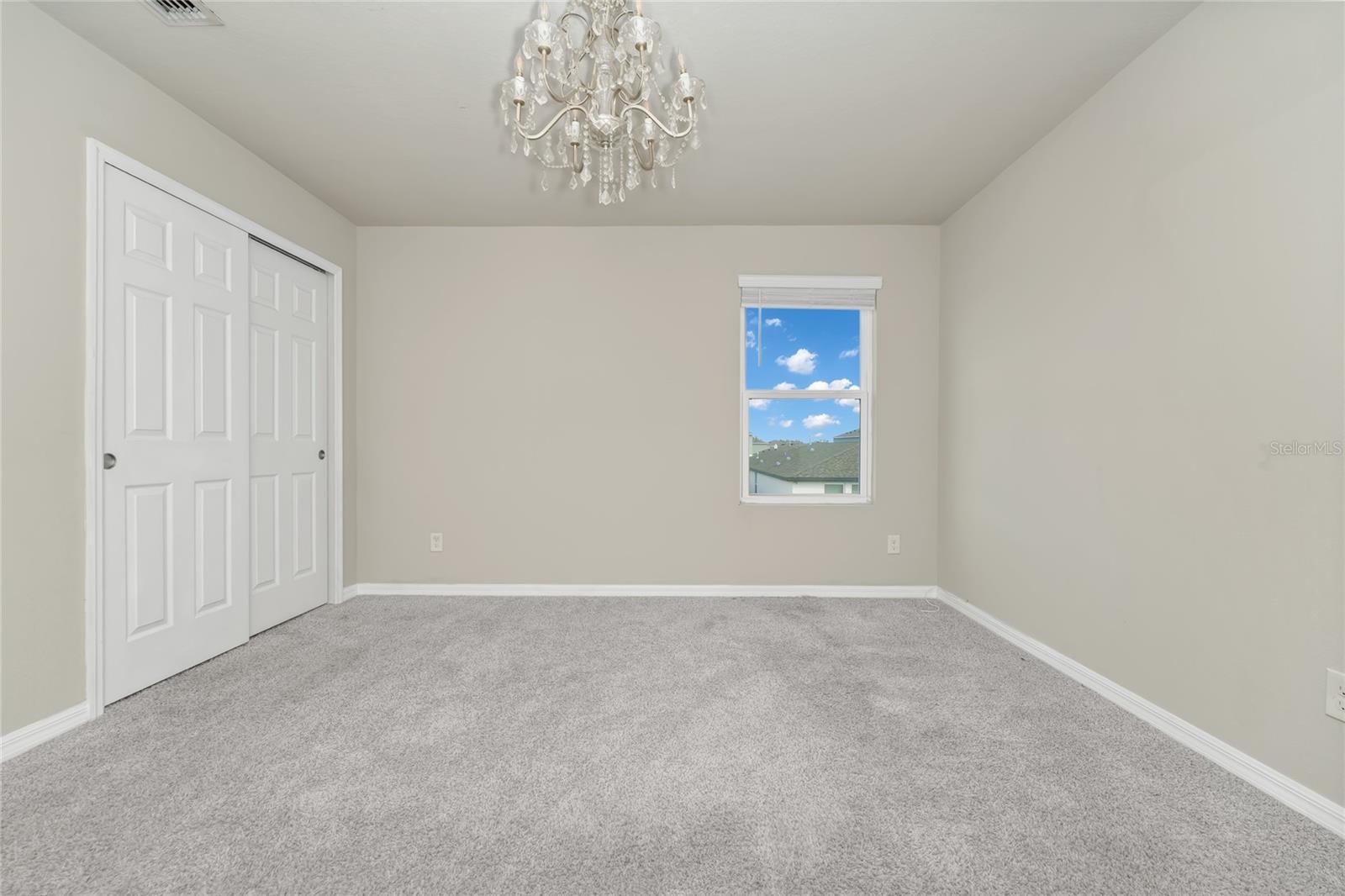 Image 32 of 46 For 3817 Shoveler Avenue