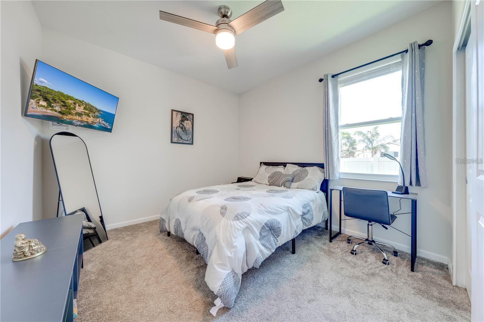 Image 17 of 76 For 5301 Amersham Lane