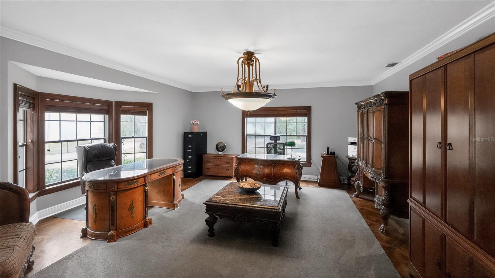 Image 13 of 76 For 810 Sweetwater Club Boulevard