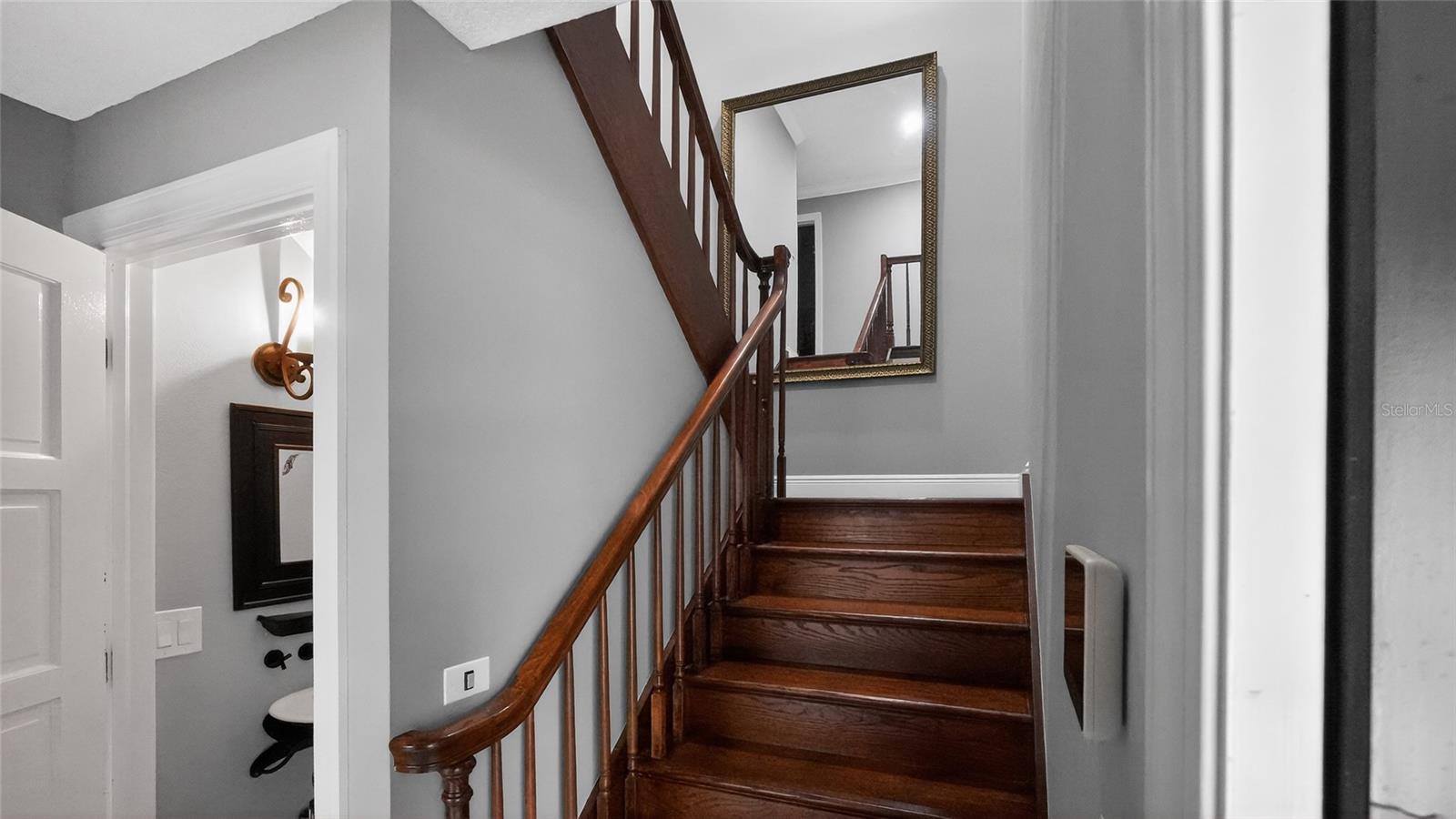 Image 17 of 76 For 810 Sweetwater Club Boulevard