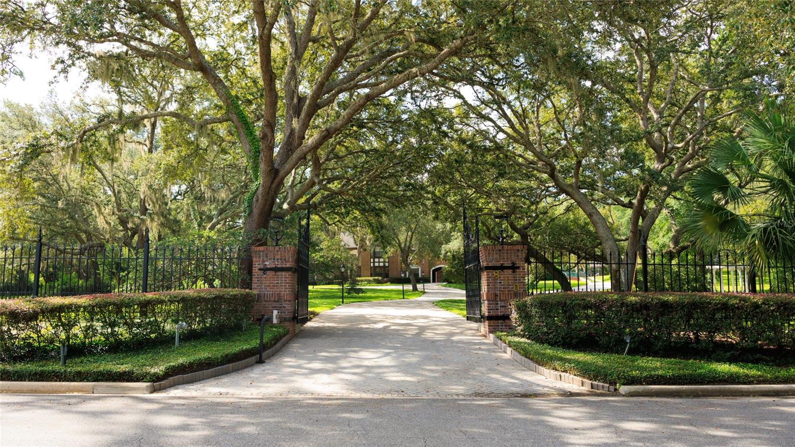 Image 2 of 76 For 810 Sweetwater Club Boulevard