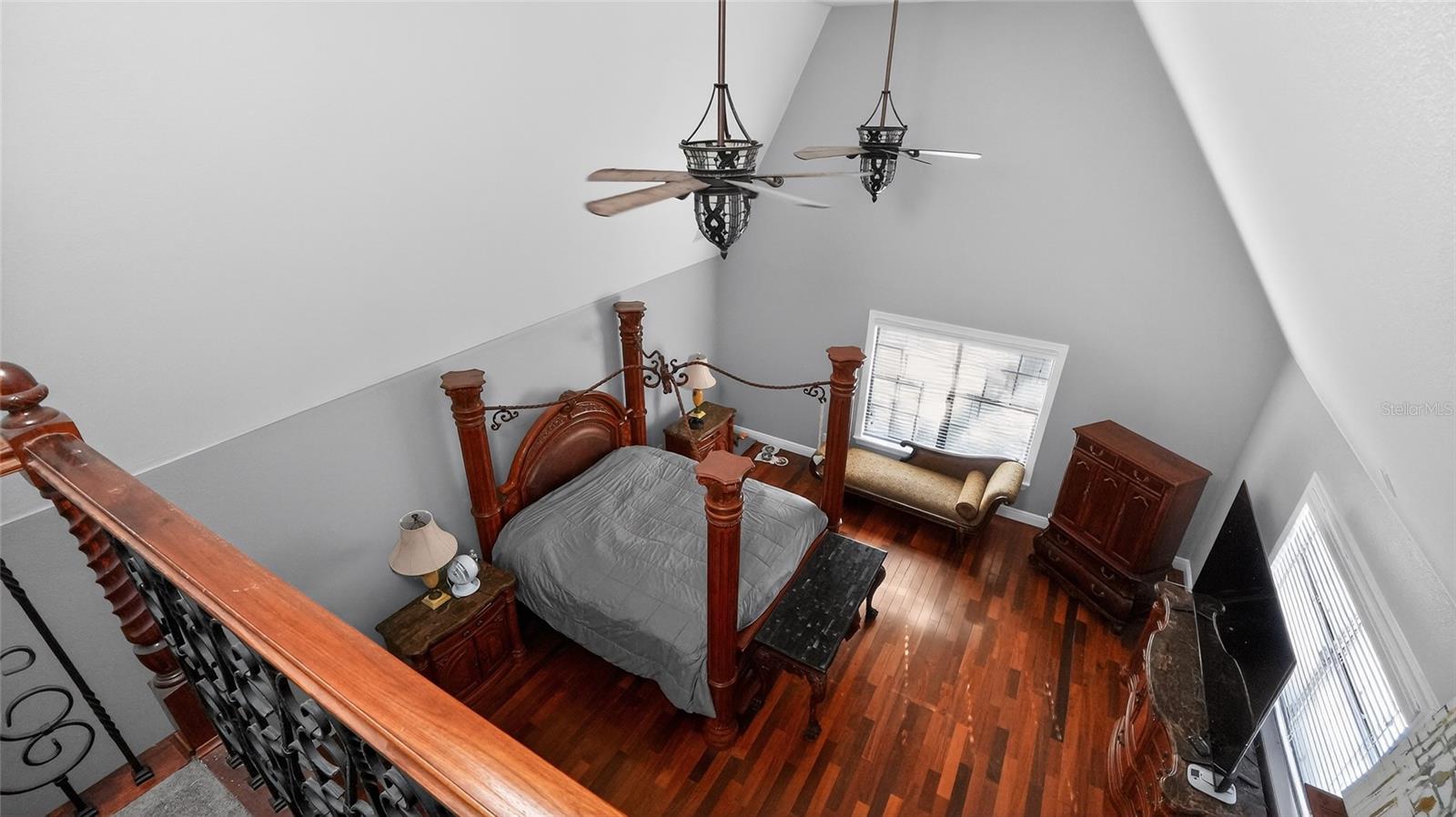 Image 25 of 76 For 810 Sweetwater Club Boulevard