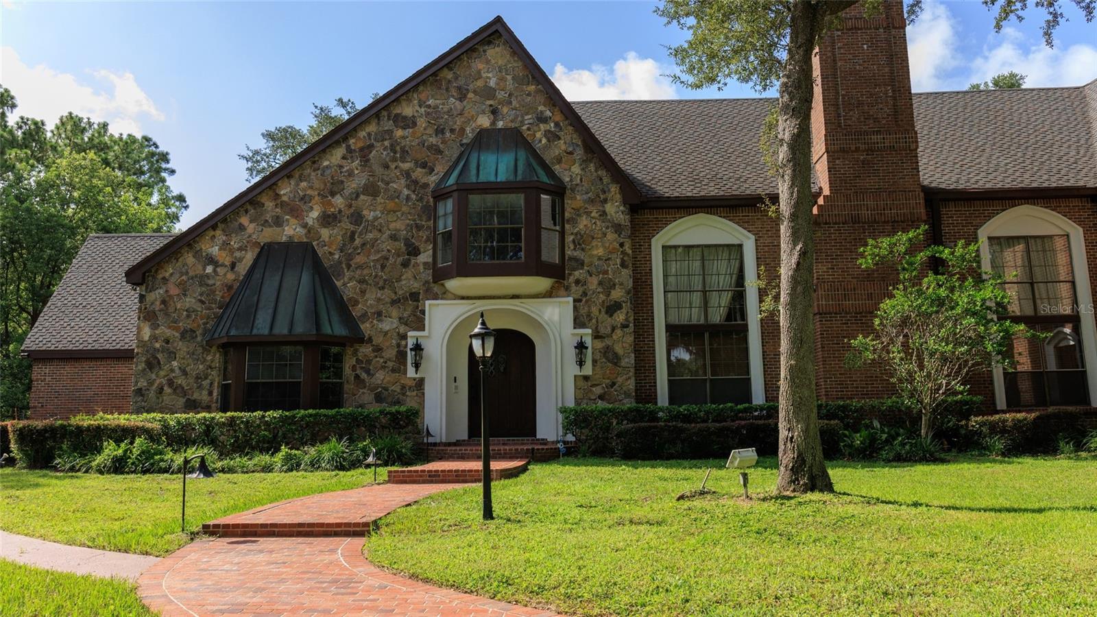 Image 3 of 76 For 810 Sweetwater Club Boulevard