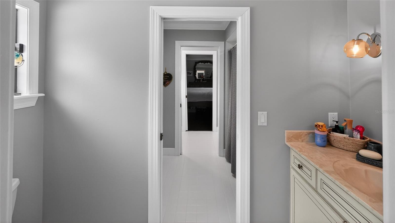 Image 34 of 76 For 810 Sweetwater Club Boulevard