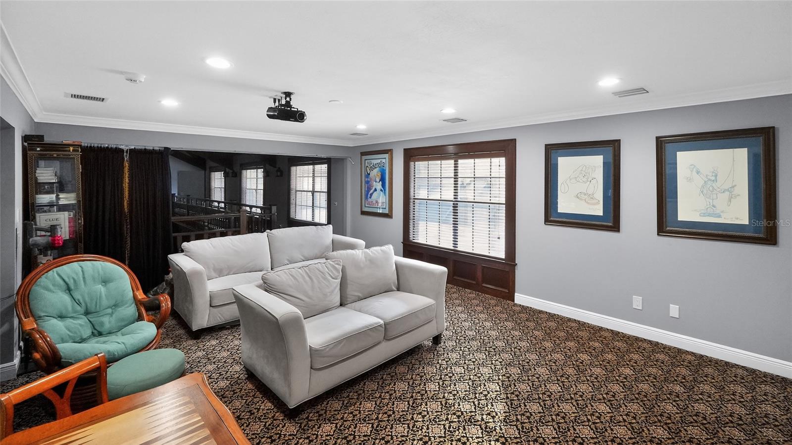 Image 36 of 76 For 810 Sweetwater Club Boulevard