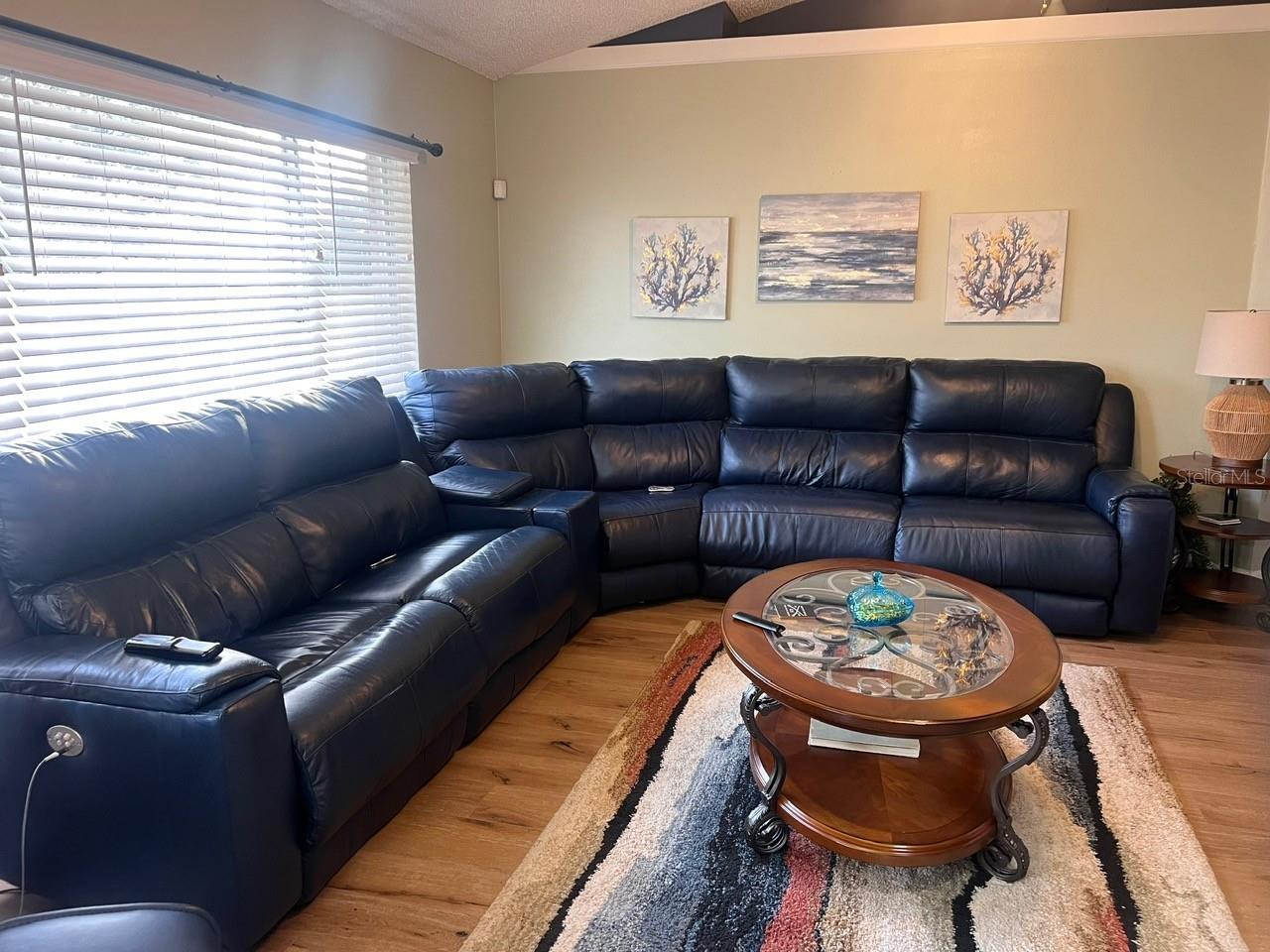 Image 16 of 21 For 869 Sylvia Drive