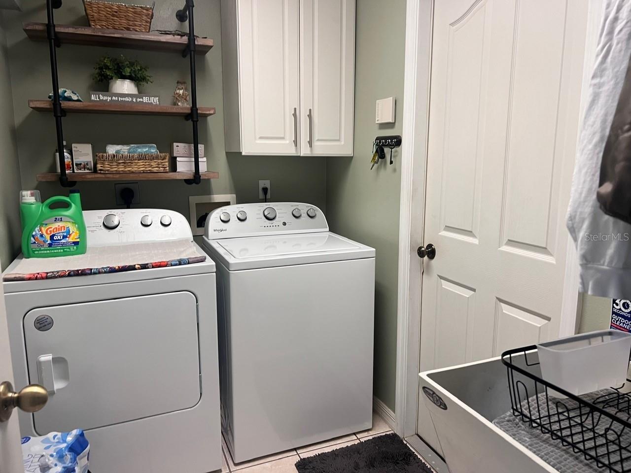 Image 20 of 21 For 869 Sylvia Drive