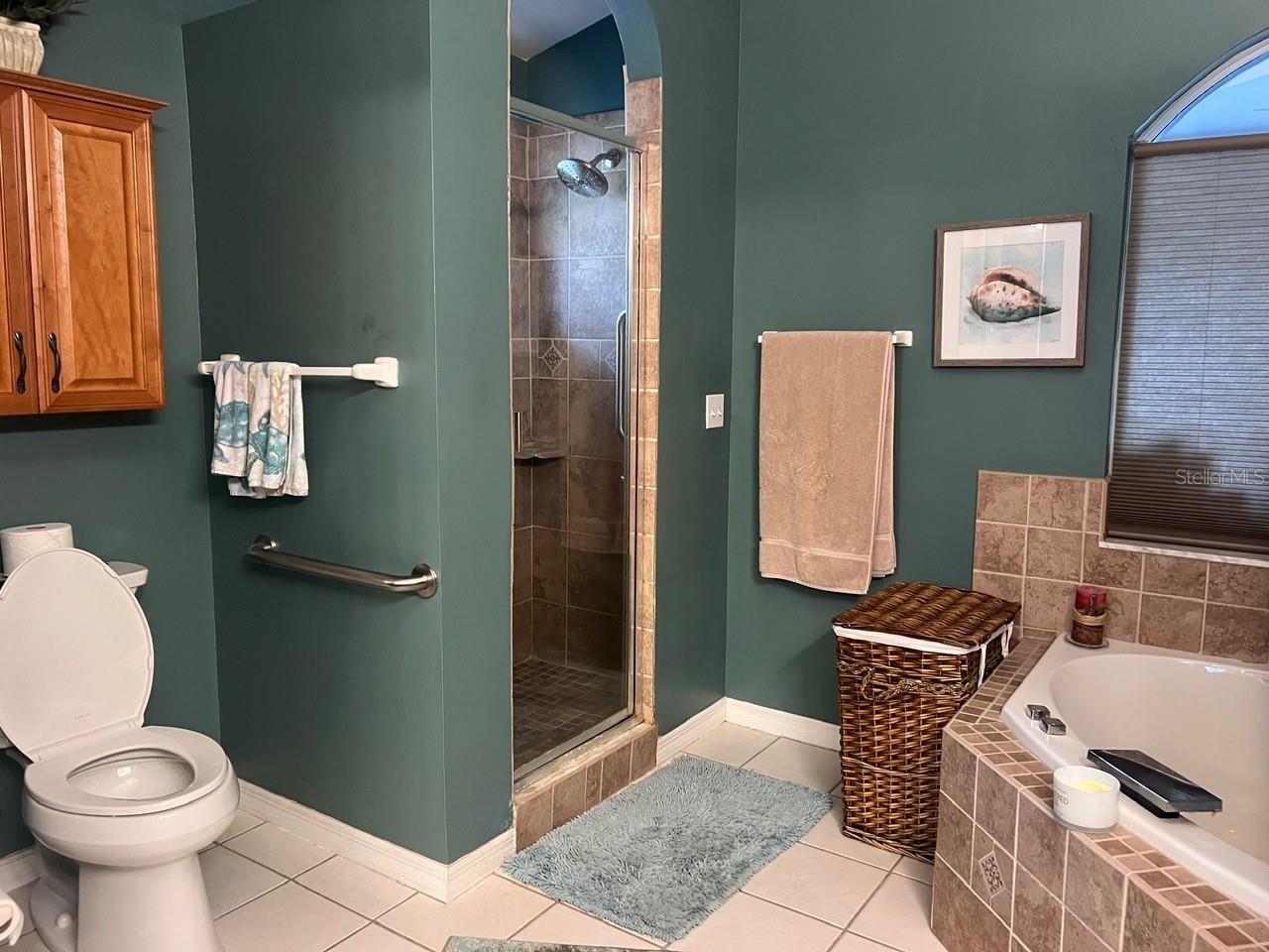 Image 8 of 21 For 869 Sylvia Drive